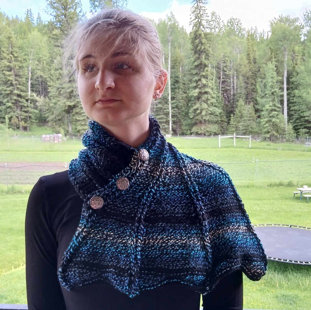 Dragon Wing Cowl Scarf - Black Aquamarine